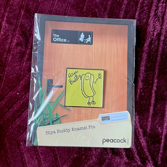 Accessories - Hiya Buddy The Office pin.